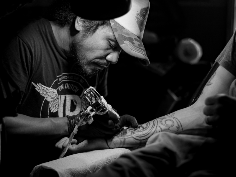 Do's and Dont's of Tattoo Shop Etiquette-Daysmart BodyArt