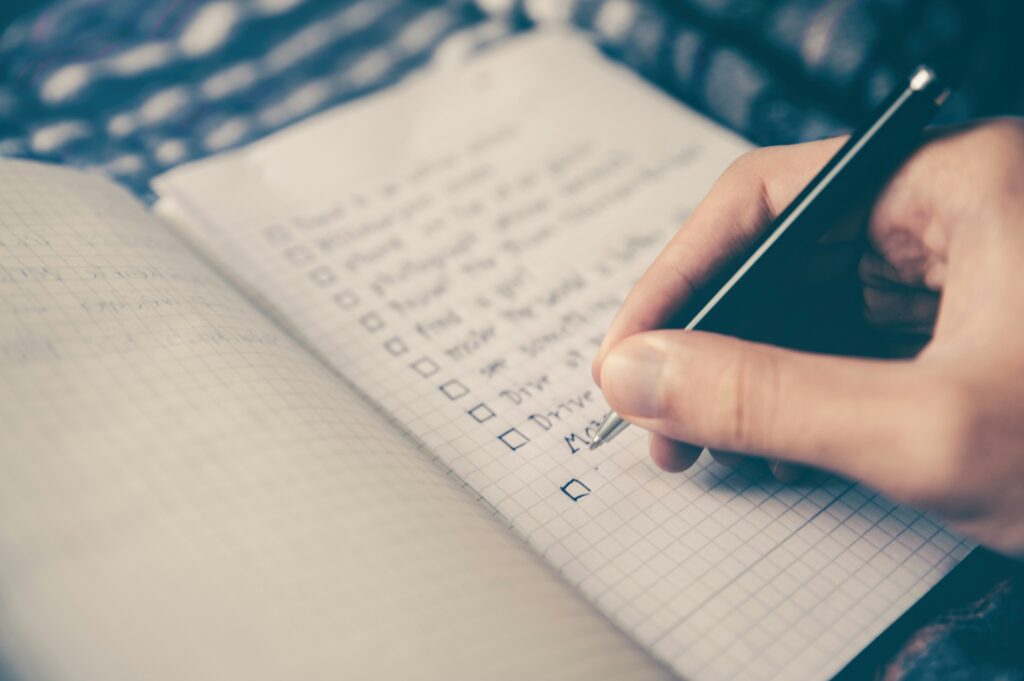 traditional to do list bookedin