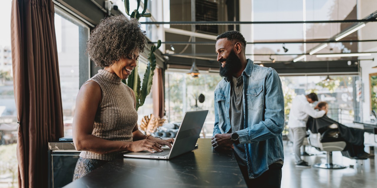 How To Keep Clients Coming Back: 8 Ways To Improve Retention